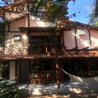 Comprar casa em Ilhabela- condominio