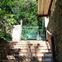 Casa mobiliada à venda em Ilhabela