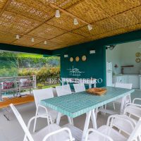 Casa com escritura definitiva em Ilhabela